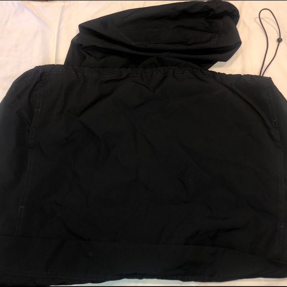 Men’s Champion Ferris State 1/2 Zip Windbreaker - Picture 3 of 6